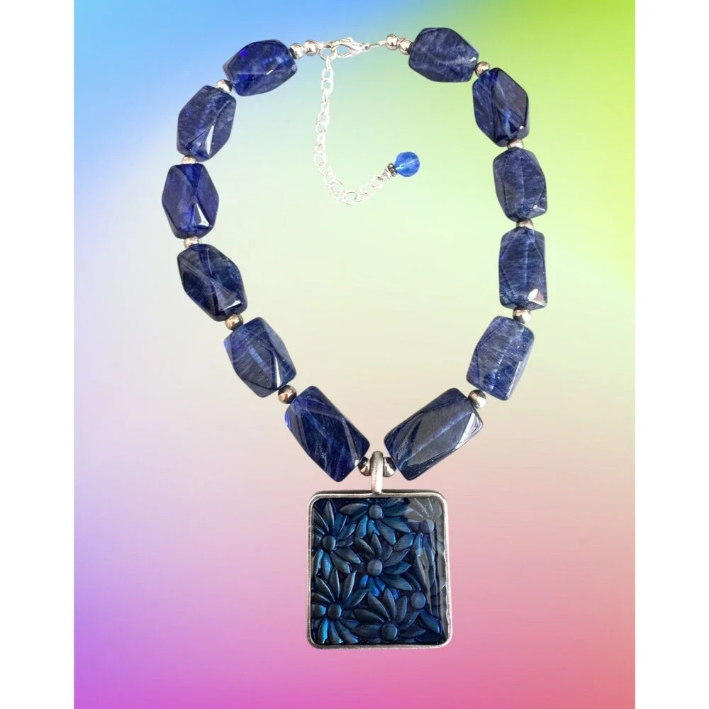 Handcut Blueberry Quartz Stone with Enamel Pendant Necklace #7092